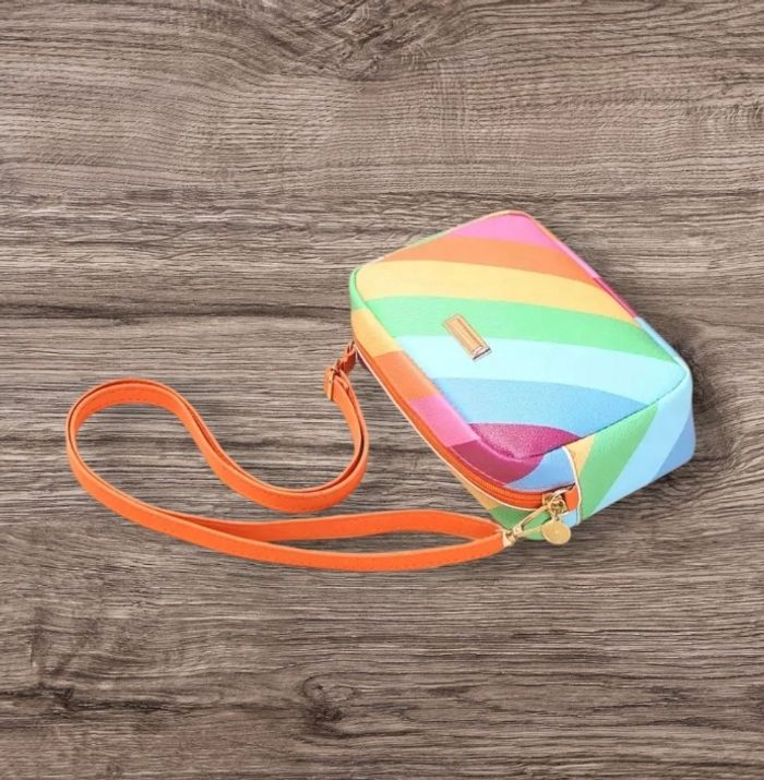Sac bandoulière arc-en-ciel similicuir - photo numéro 4