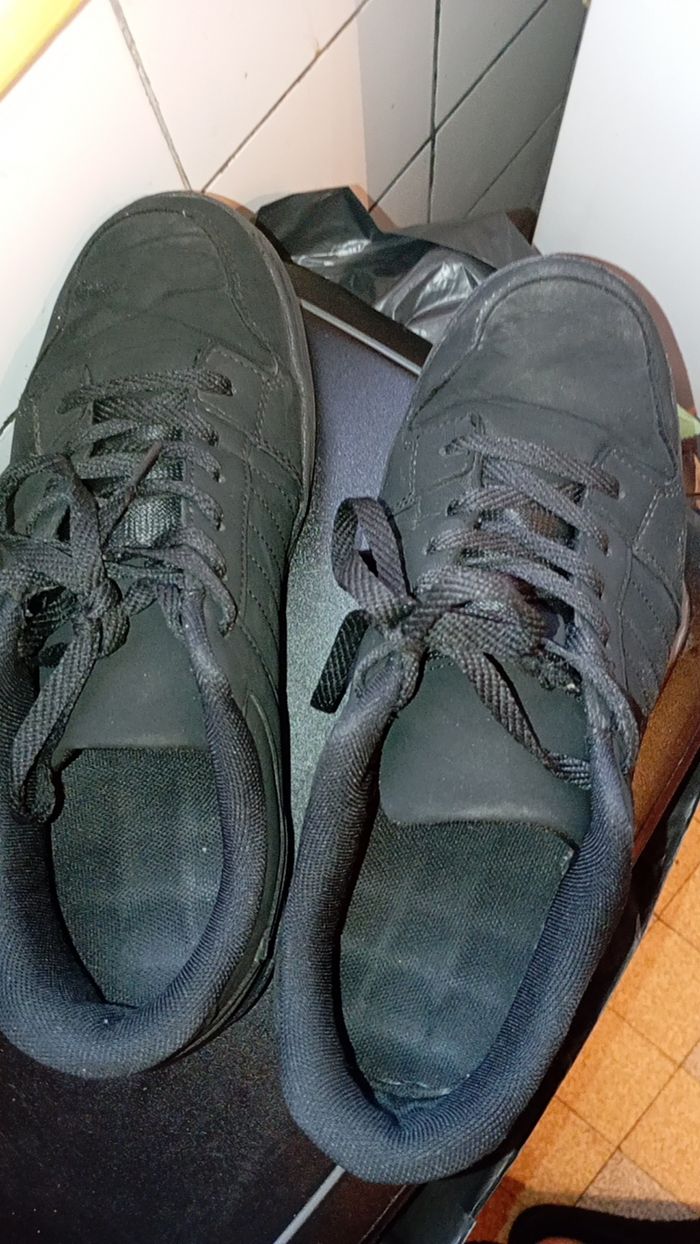 Basket taille 42 - photo numéro 3