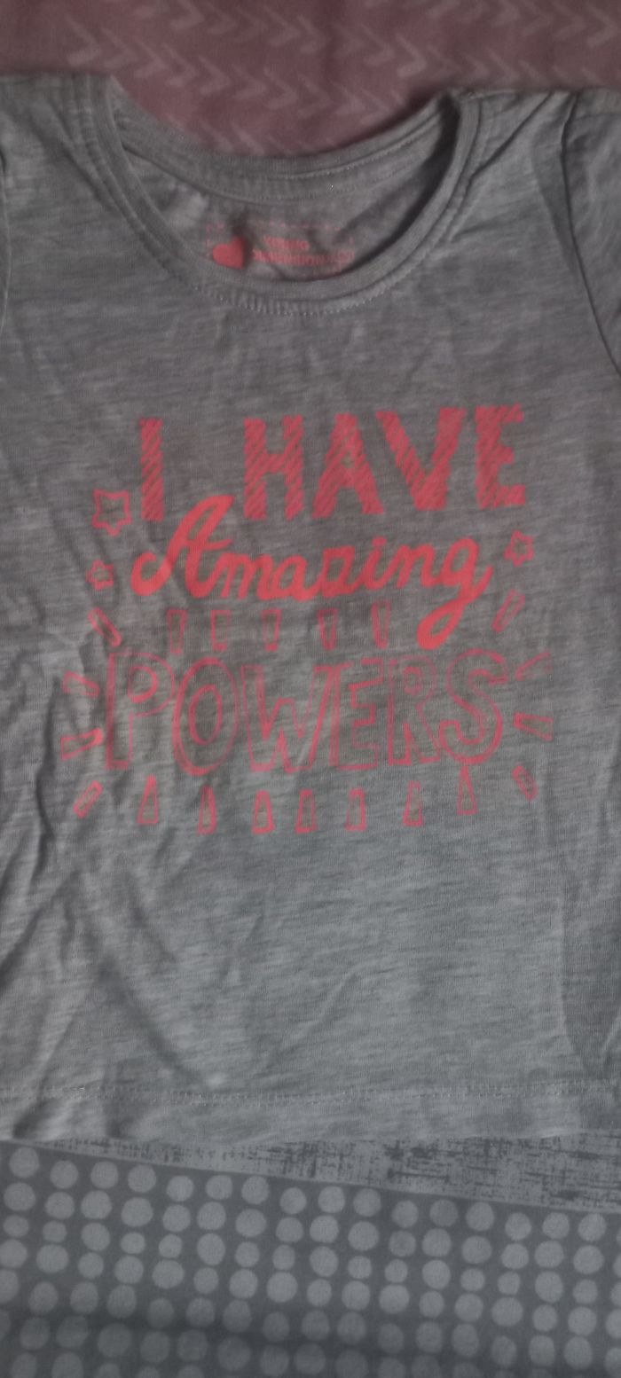 Tee shirt Primark 2 ans - photo numéro 2