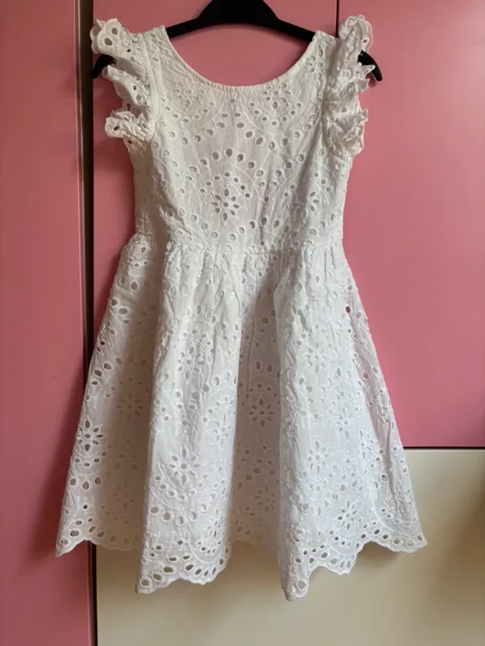 Superbe robe Gemo broderie anglaise 8 ans - photo numéro 2