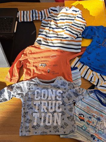 Lot vêtements 9 mois