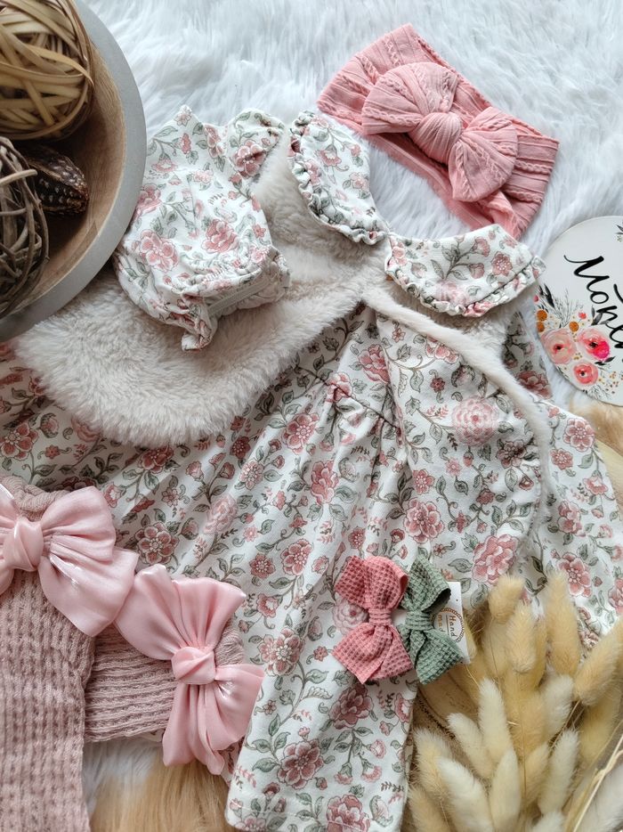 Ensemble complet 5 pièces C&A fille 3 mois 🎀 - photo numéro 2