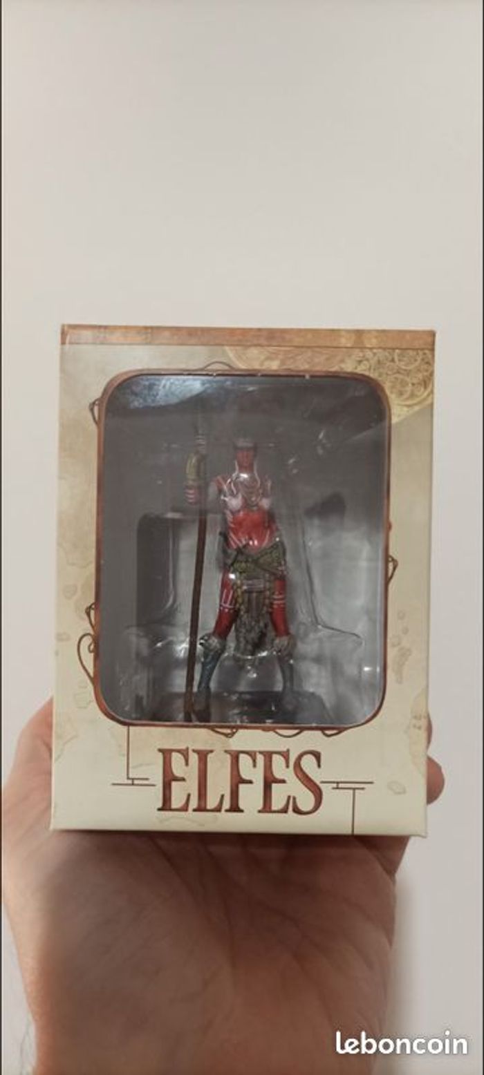 JEU DE TAROT "LE MONDE D'AQUILON" +3 FIGURINES Mages, Elfes etc... - photo numéro 5