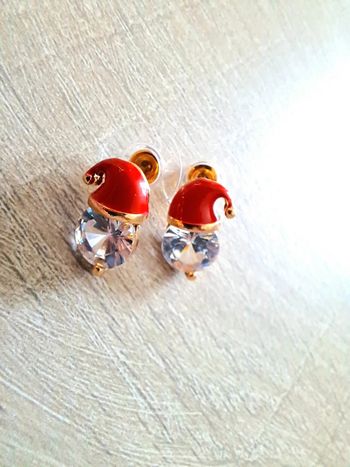 Boucle d'oreille père noel