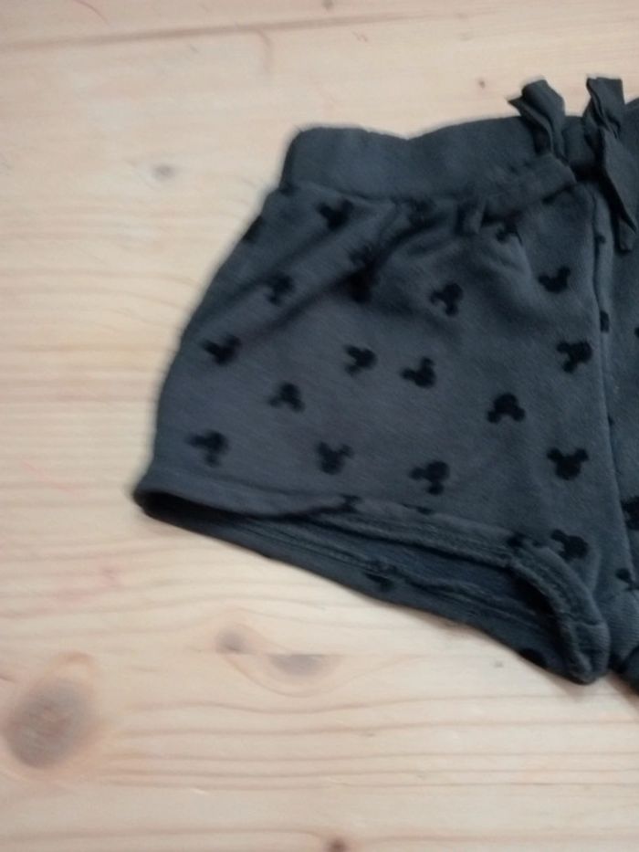 Short 18 mois - photo numéro 2