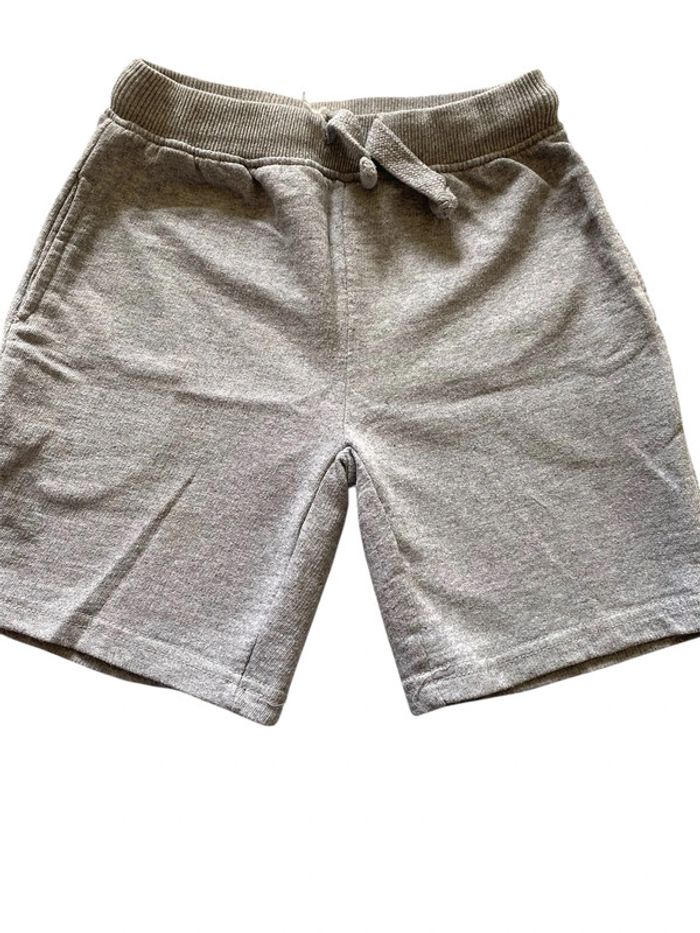 Short gris