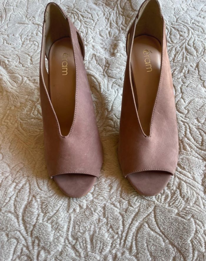 Talons rose daim Eram - photo numéro 3