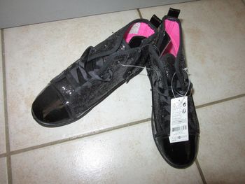 basket montante neuve taille 34