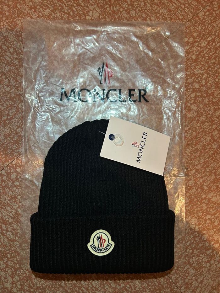 Bonnet Moncler