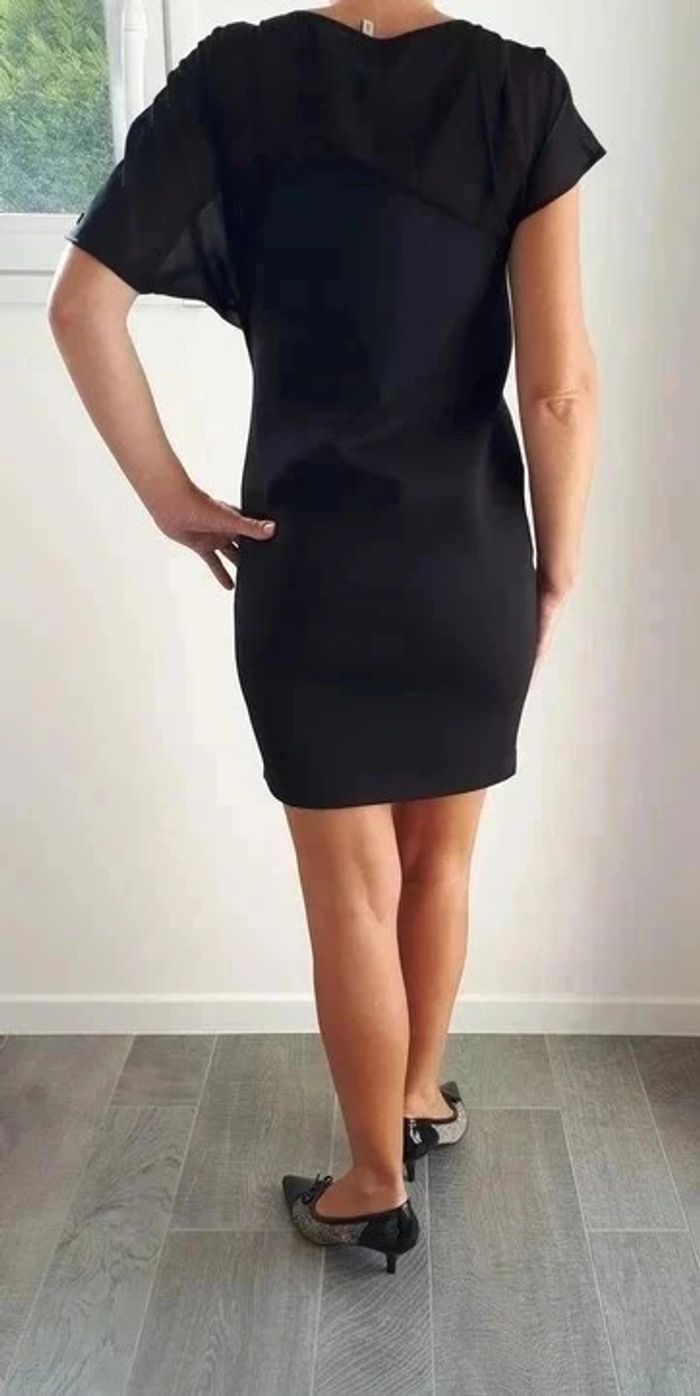 40 € Robe Cop Copine taille 36 - photo numéro 2