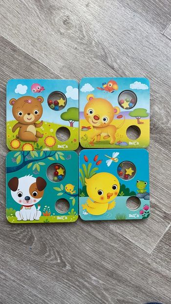 livres // 4 à hochet