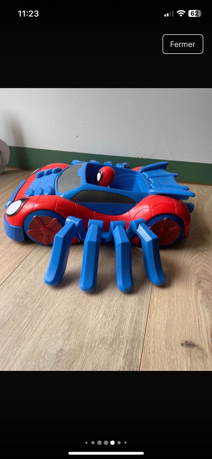 Voiture et figurine Spiderman - photo numéro 5