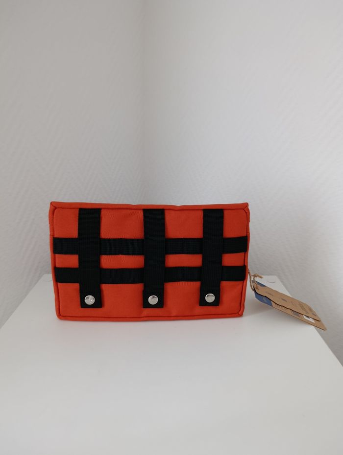 Pochette cabaia customiser. - photo numéro 2