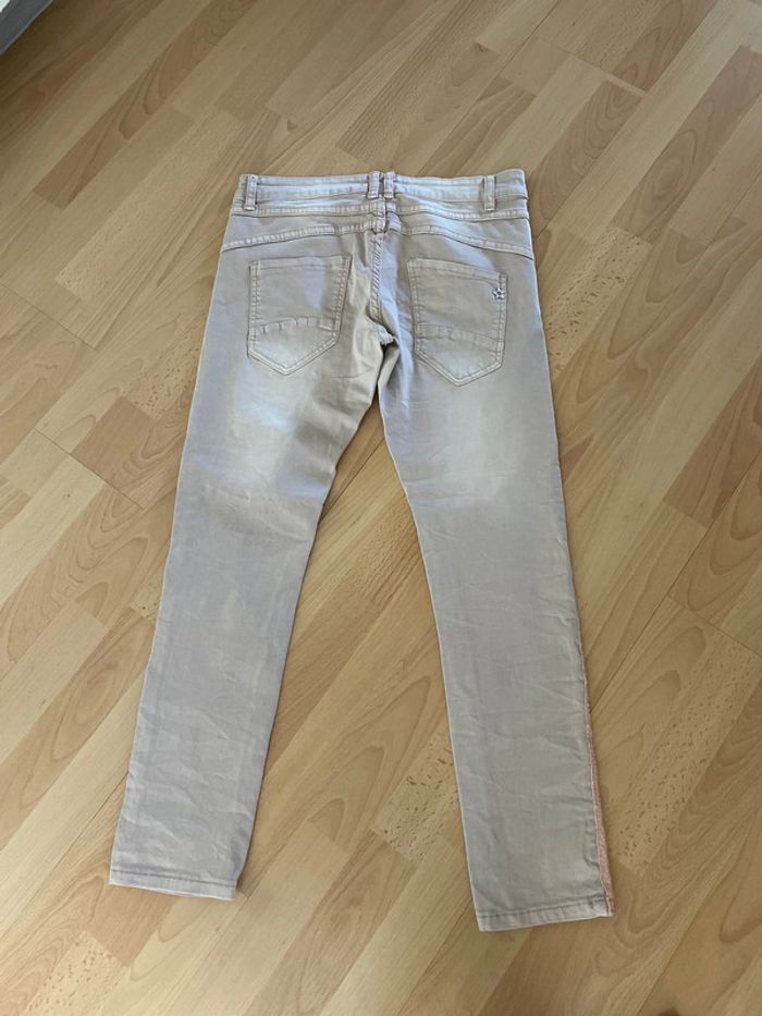 Jean 38 - photo numéro 2