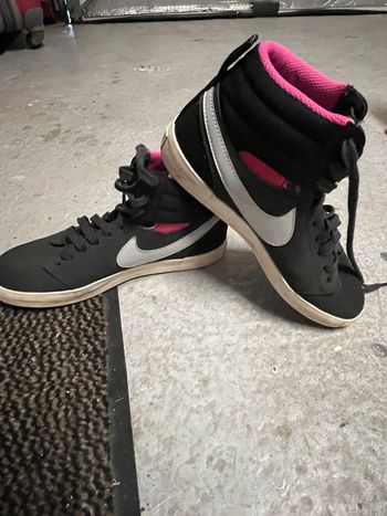 Snickers montante Nike