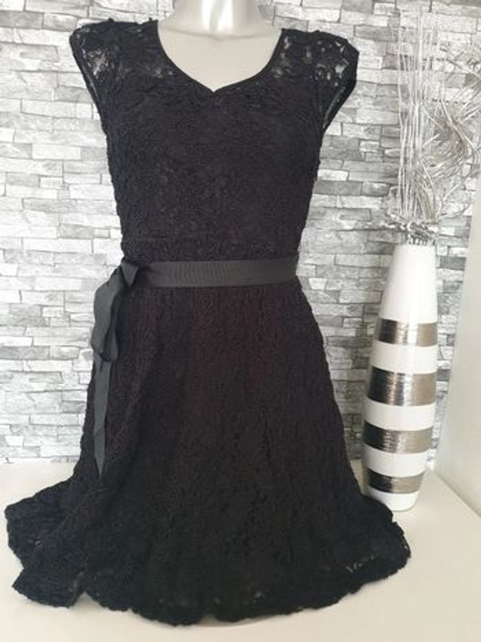Robe dentelle Morgan Taille S