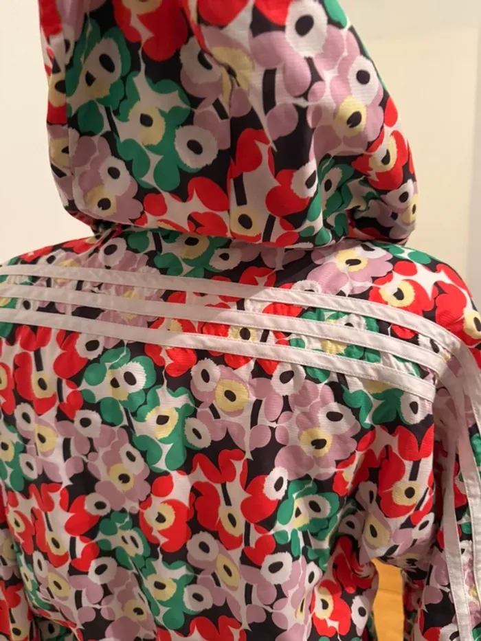 Veste en très bon état adidas taille 2XS - photo numéro 7