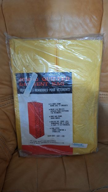 Housse de rangement neuve 54x30x15 cms