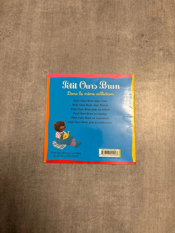 Livre Petit Ours Brun chez Mamie - photo numéro 2