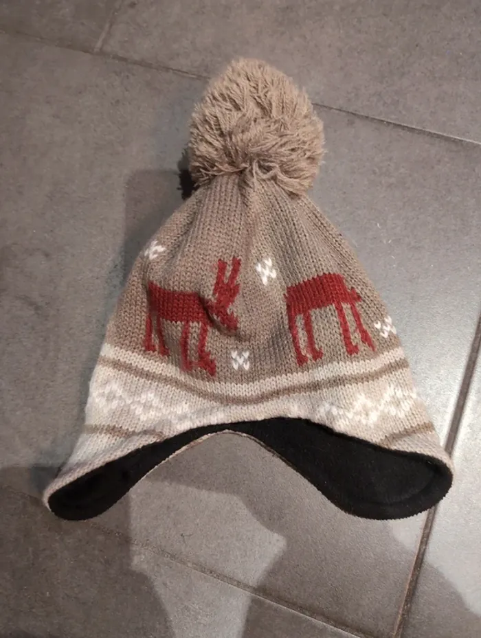 Bonnet - photo numéro 2