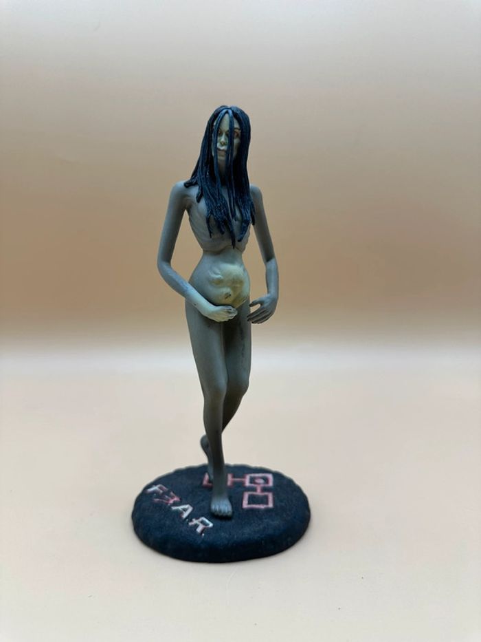 figurine fear 3
