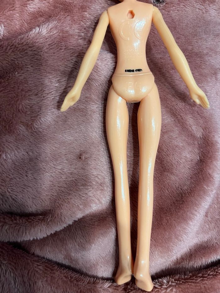 Poupée m’y Little pony 2013 hasbro - photo numéro 4