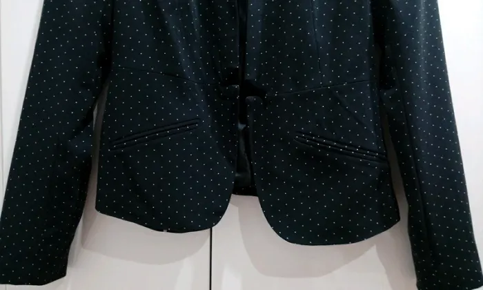 Veste tailleur Neuve T.1 - photo numéro 3