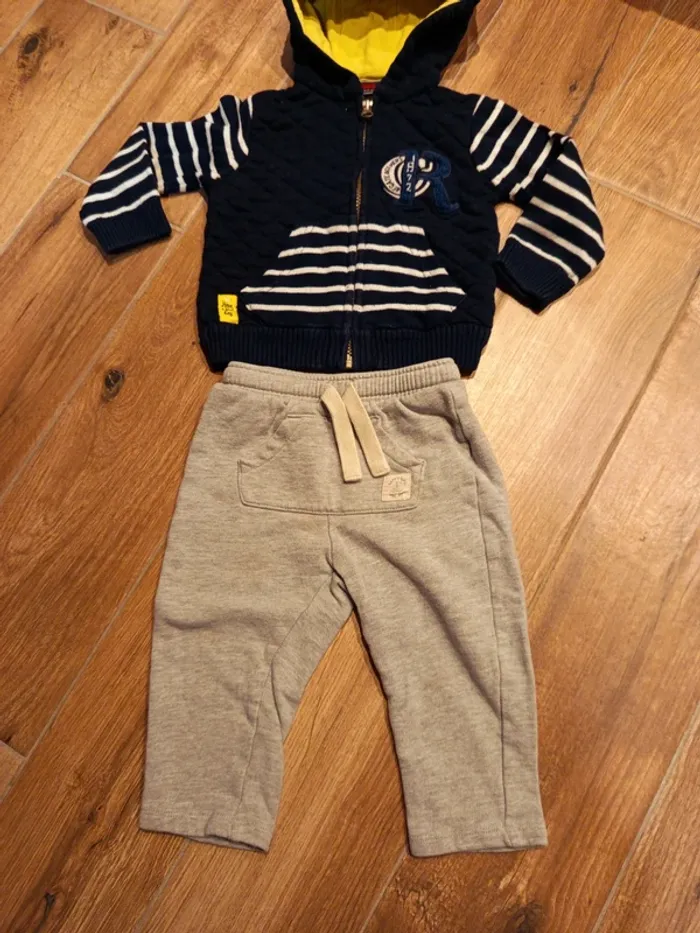 Ensemble 18 mois, jogging gris et sweat zippé marinière - photo numéro 2