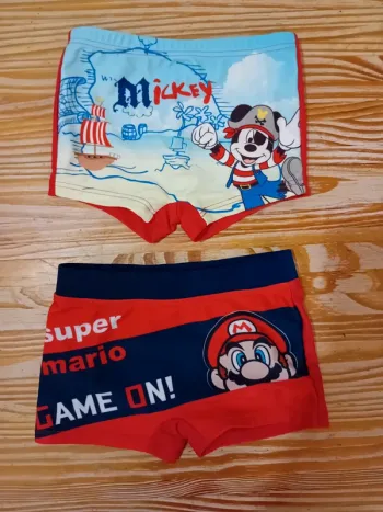 Lot de 2 maillots de bain boxer Super Mario et Mickey
