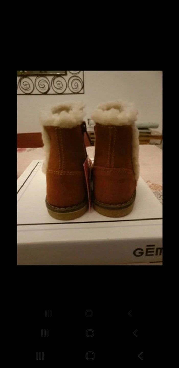 Bottes neuves chaudes cuir taille 20 - photo numéro 4