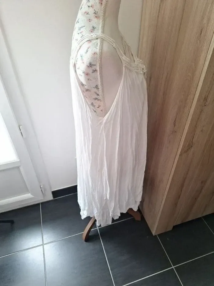 robe blanche - photo numéro 8