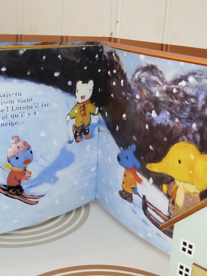 Gallimard Jeunesse Livre Pénélope connait les saisons - photo numéro 3
