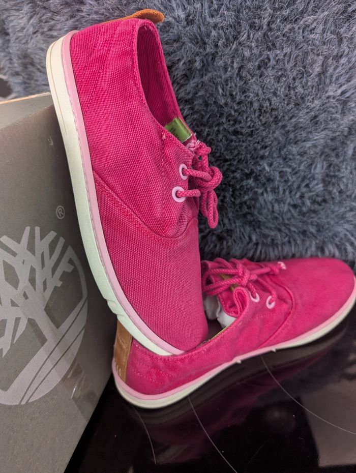 Baskets fille. Taille 35. Neuf Timberland - photo numéro 8