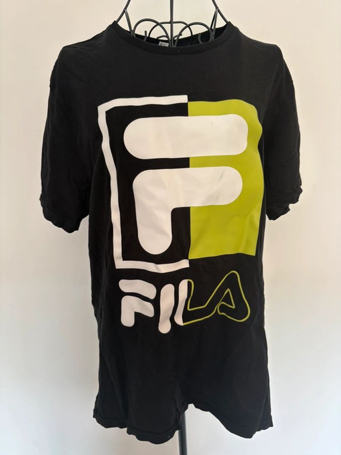 T-shirt Fila noir et vert taille M