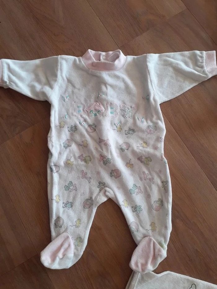 Lot 18 pièces naissance et 1 mois - photo numéro 6