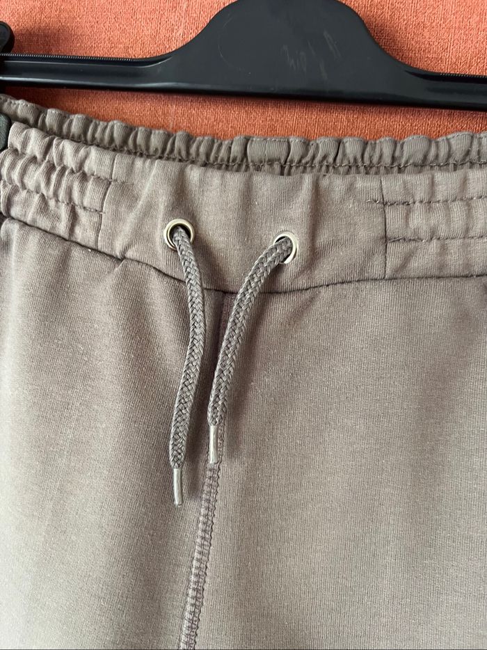 Short de jogging taupe taille M Custer Homme - photo numéro 3