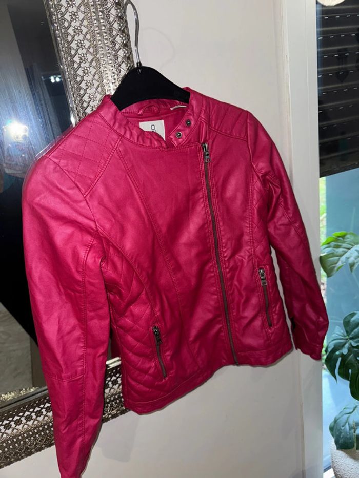 Magnifique veste simili cuir rose framboise 12 ans - photo numéro 2