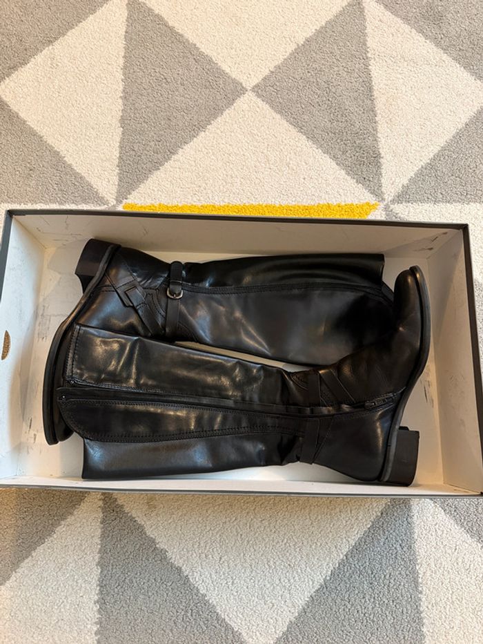 Bottes à talons en cuir Minelli Taille 38 - photo numéro 2