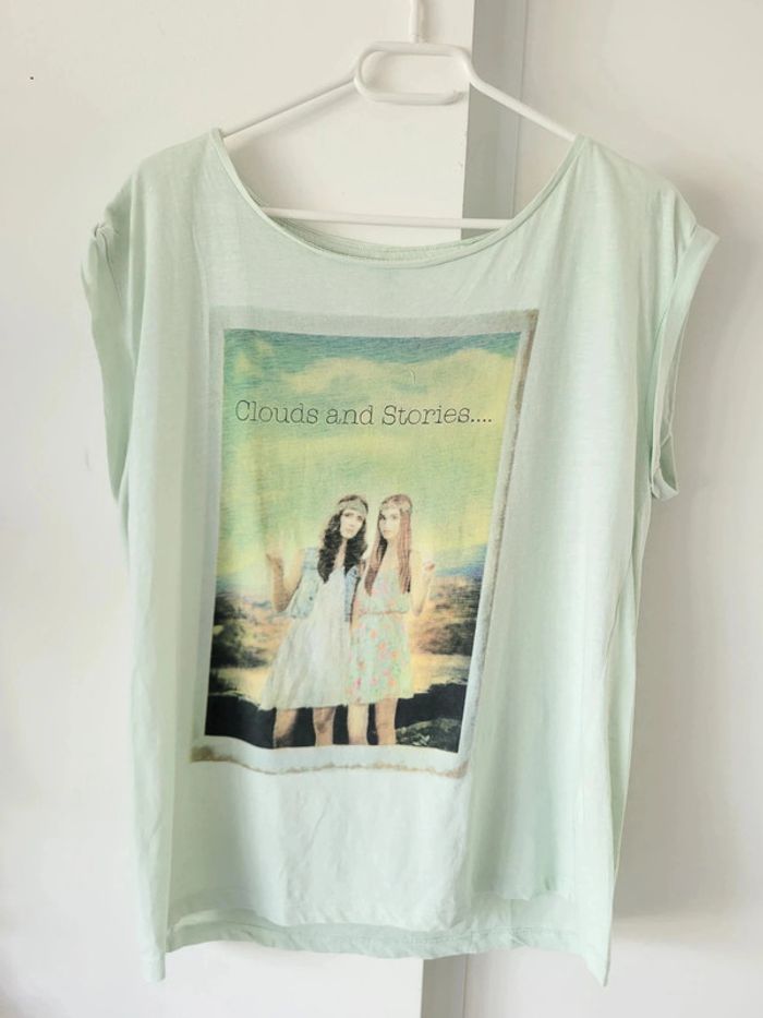 Tee-shirt Femme United Colors of Benetton – Taille M – Très Bon État