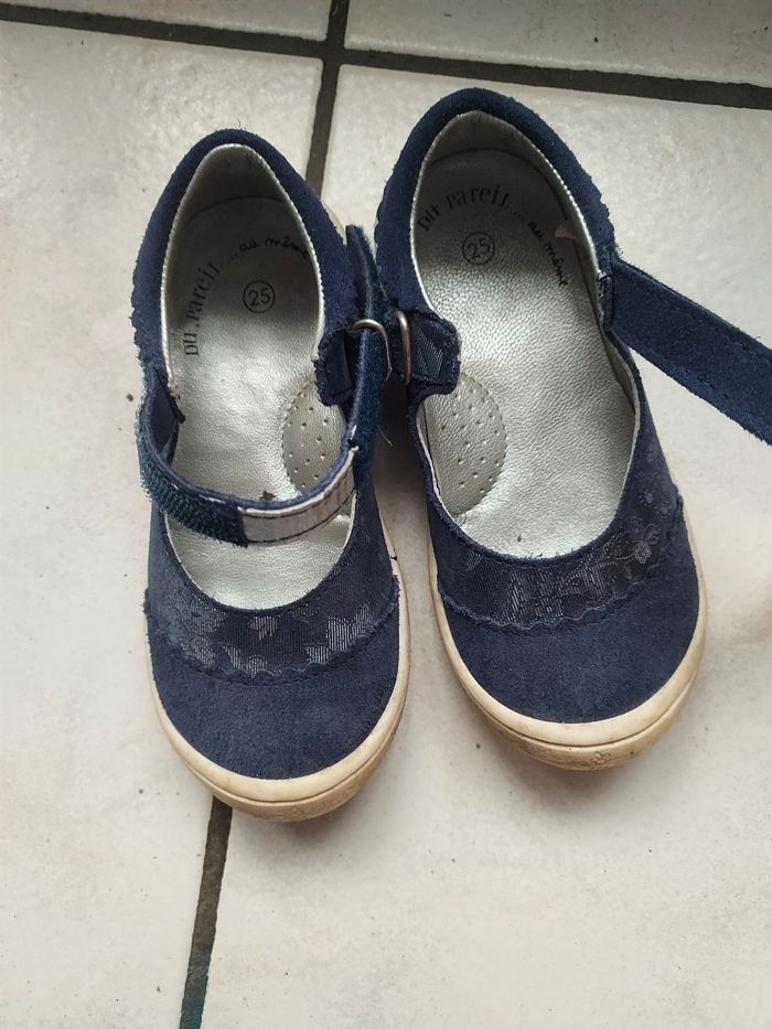 Lot de chaussures en taille 25 - photo numéro 9