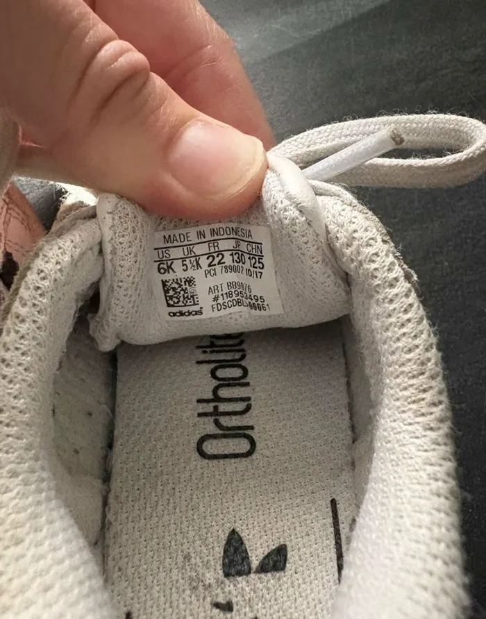 Basket adidas superstar taille 22 - photo numéro 4