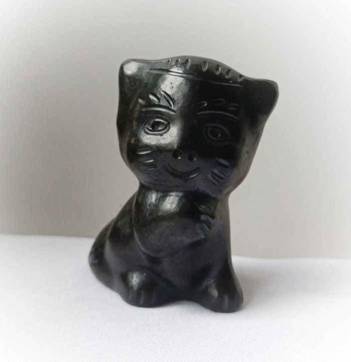 Chat cat kitten kitties Kitty noir black pierre noir volcanique obsidienne terre cuite sculpture