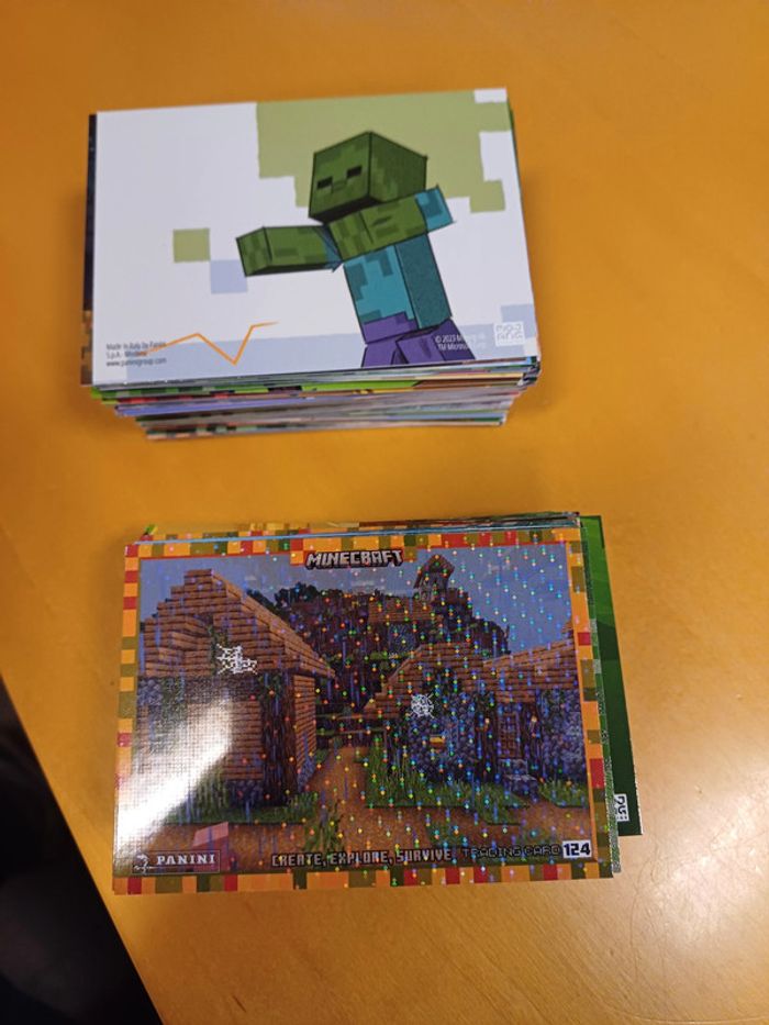 Lot de 4 cartes Panini Minecraft Create, Explore, Survive Trading cards Panini 2023