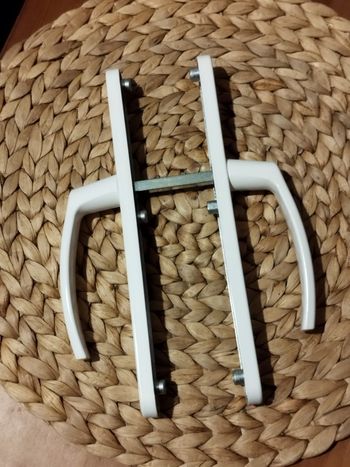 Poignées de porte blanche