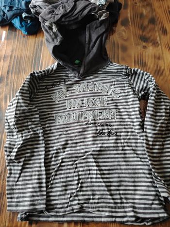 Pull à capuche united color