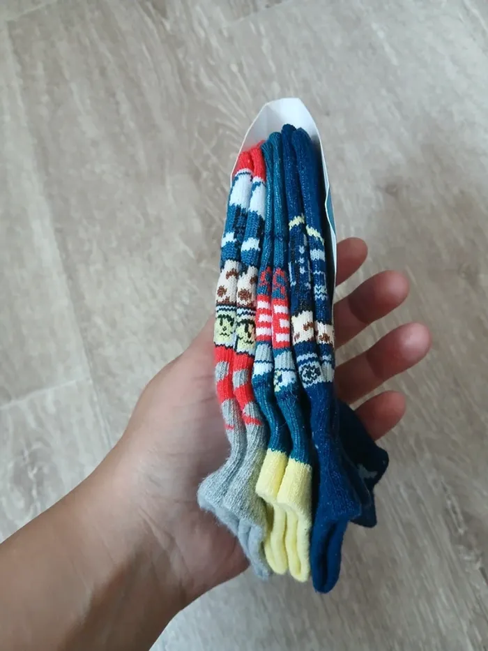 Lot de chaussettes neuves playmobil 27/30 - photo numéro 2
