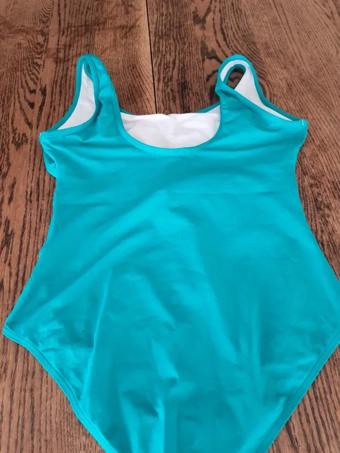 Jolie Maillot de bain Linvosges fr 44 - photo numéro 7