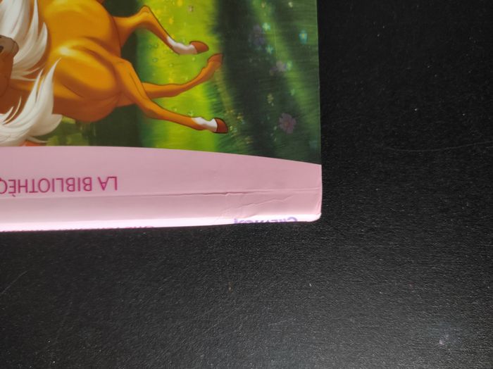 📘 Livre Mes amis les chevaux – Très bon état - photo numéro 3