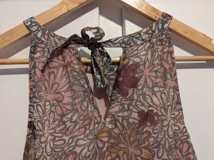 Robe Agatha Halterneck sortie de collection - fleurie rose - photo numéro 3