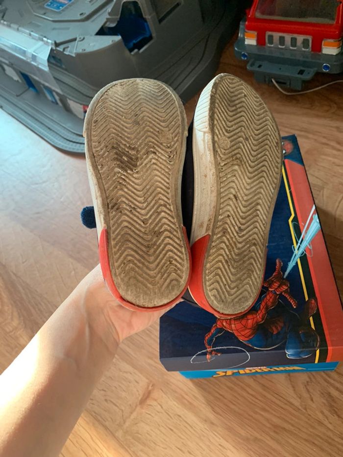 Chaussures Spiderman t27 - photo numéro 3